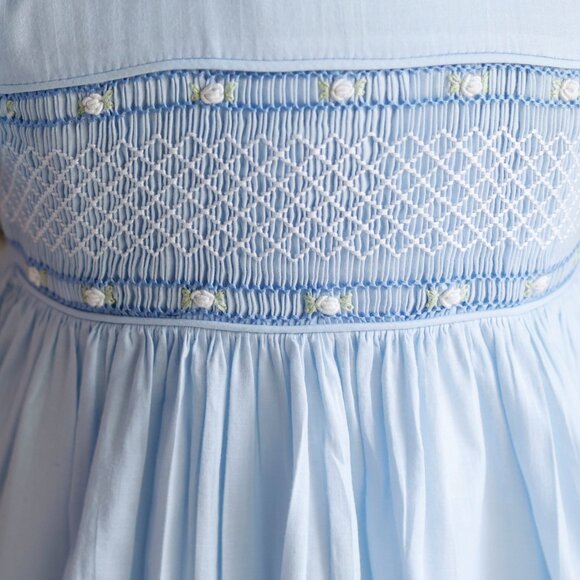 Strasburg Dress Blue Smocked Hand Embroidery 24 Month/2T - Picture 2 of 4